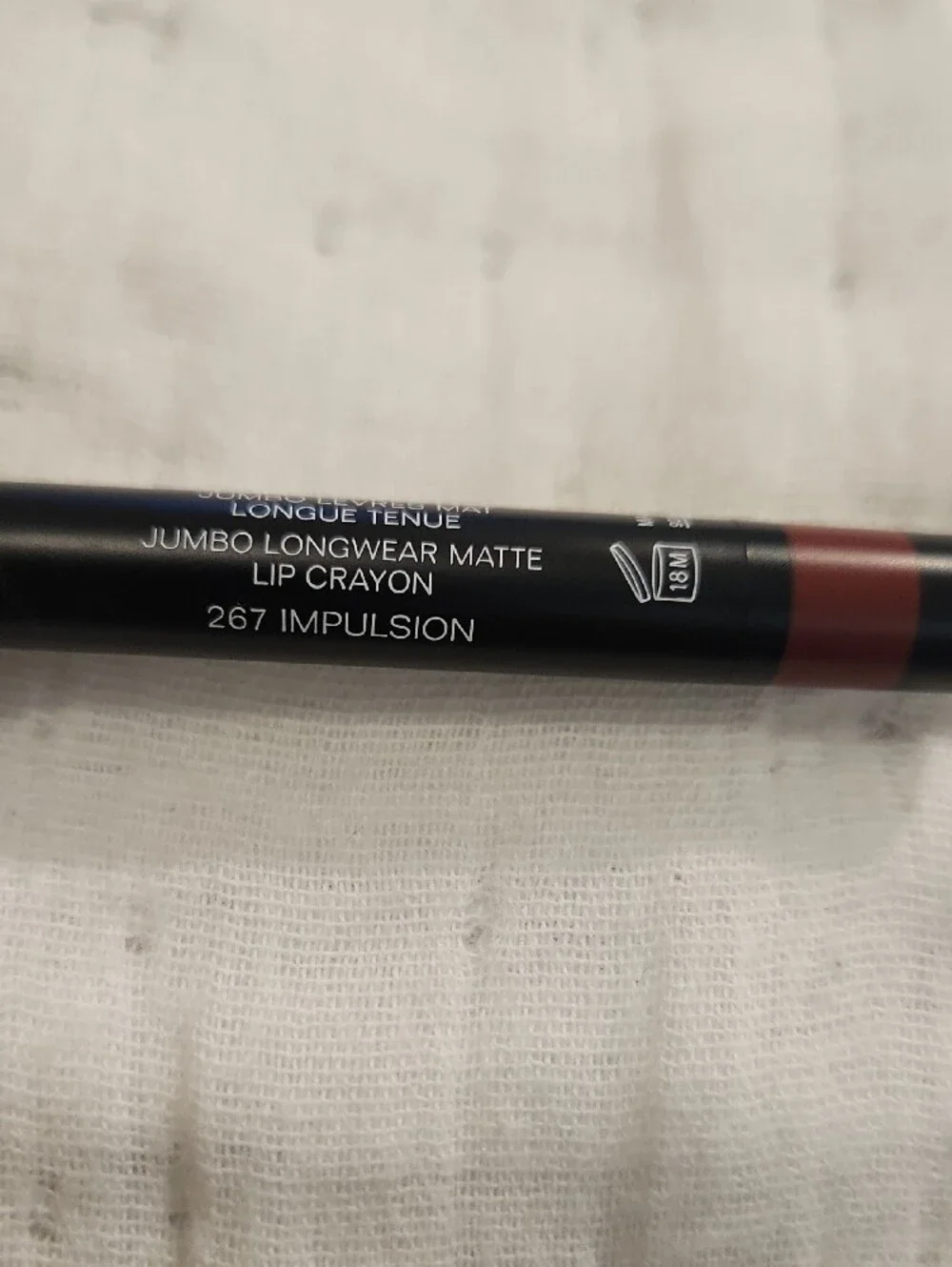 CHANEL LE ROUGE JUMBO LONGWEAR MATTE LUP CRAYON.